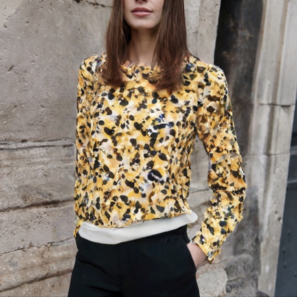 H&M Long sleeve abstract print blouse